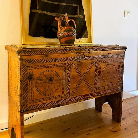 Hysaj Апартаменты